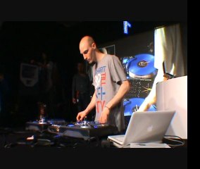 Coupe de France DMC / Numark 2011  Dj Jonny 5 Vs Dj Adjectif