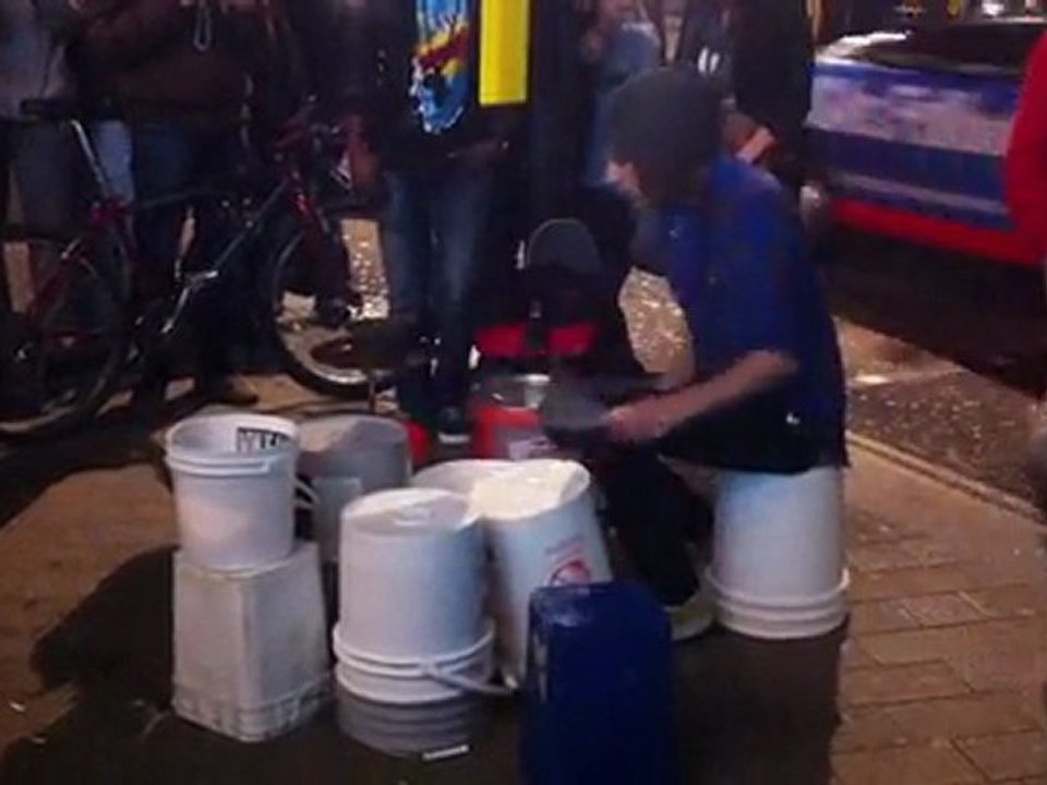 American Bucket Drummer in London "amazing"
