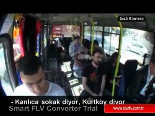 Hayrettin ve Ulvi Minibüste Vampir Şakası 2