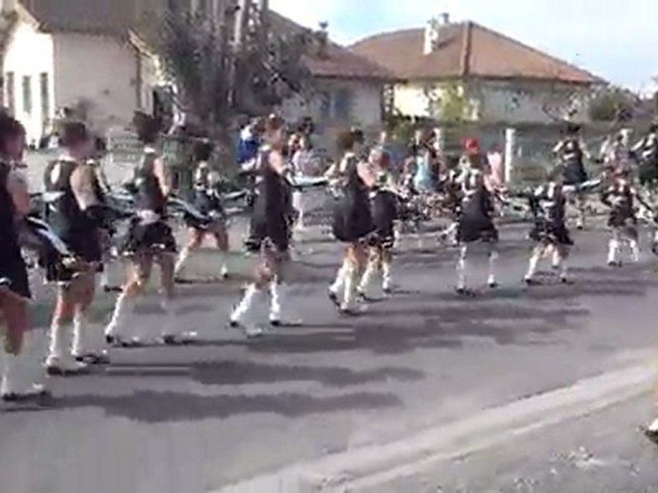 Avril 2011 - carnaval Labastide - majorettes