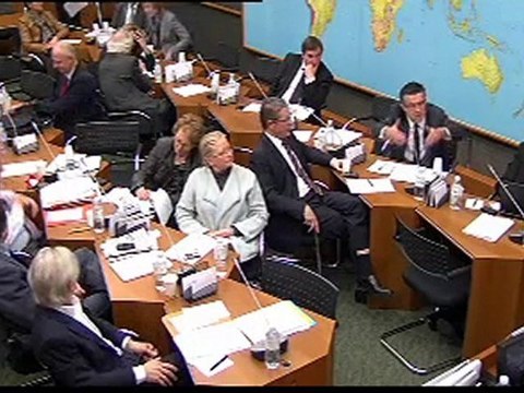 Bertrand Pancher intervient lors de la présentation publique du rapport sur la loi Grenelle 1