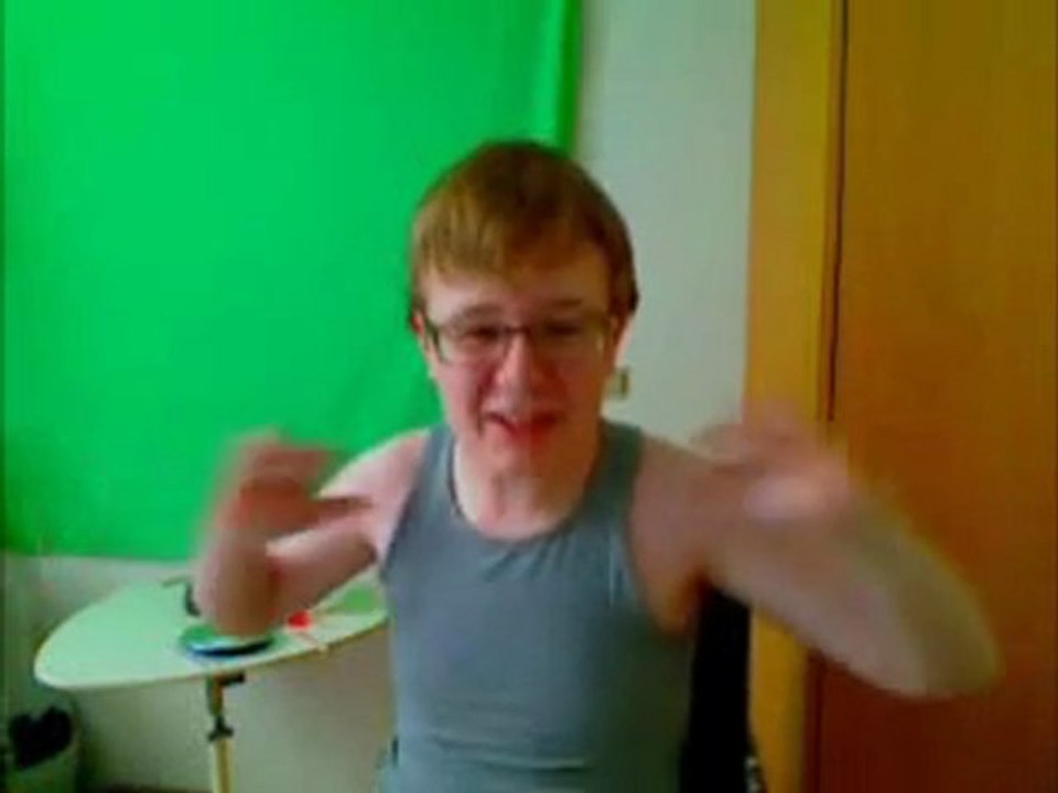 Milo plays retarded 11