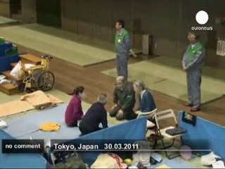 L'empereur du Japon à la rencontre des... - no comment