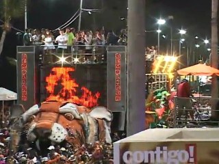 Ivete Sangalo canta Na Base do Beijo para Camarote Tô Contigo!