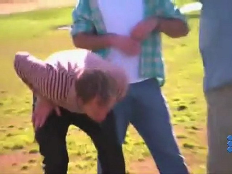 Scene coupee de JackAss 3D avec Britney Spears - Britney Spears Deleted Scene from Jackass 3D