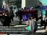 Protesta en Buenos Aires contra violencia hacia las mujeres
