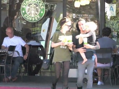 Pete Wentz Ashlee Simpson and Bronx get coffee holding hands