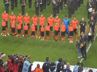 Giovanni Van Bronckhorst Retires from Oranje