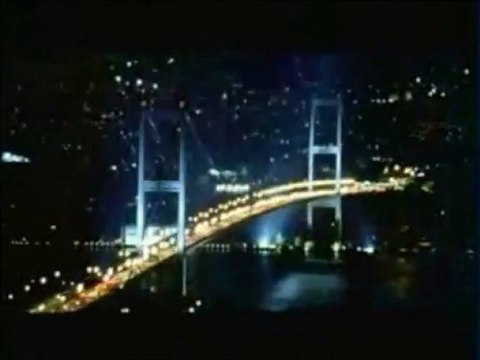 Teoman ve Atiye - KAL / İstanbul Görüntüleriyle