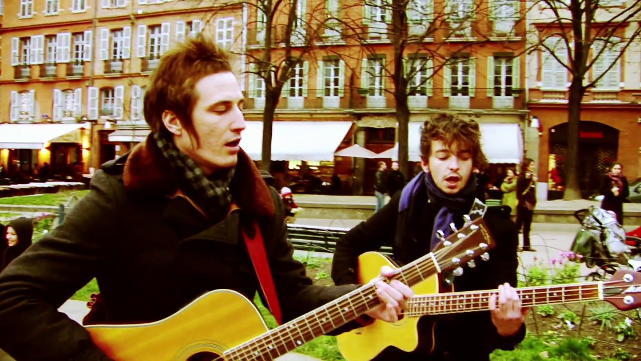 Session acoustique : The Red Lips - Lucy