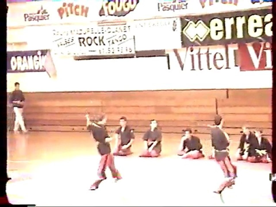 Nunchaku Toulouse Léo Lagrange 2000 - part1