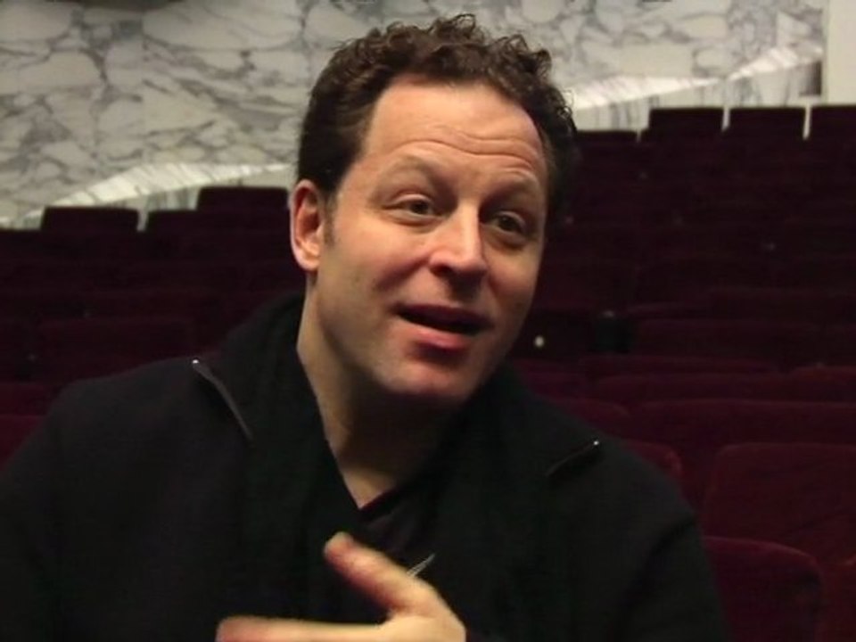 Présentation de la saison 2011-2012 par John Axelrod