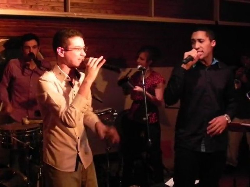 BAILONGO - Concert Péniche 6/8 nov. 2010