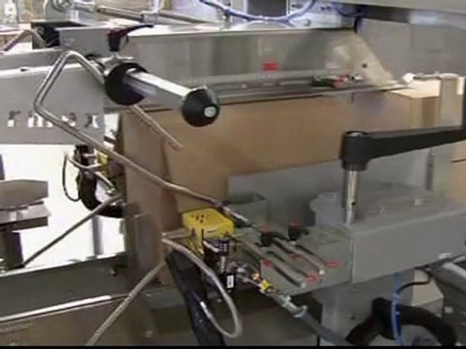 Case pack, shrink-wrap, palletize syringes 4/4