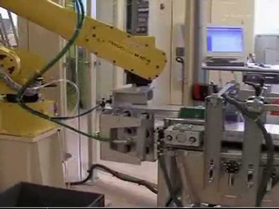 Case pack, shrink-wrap, palletize paper 3/3