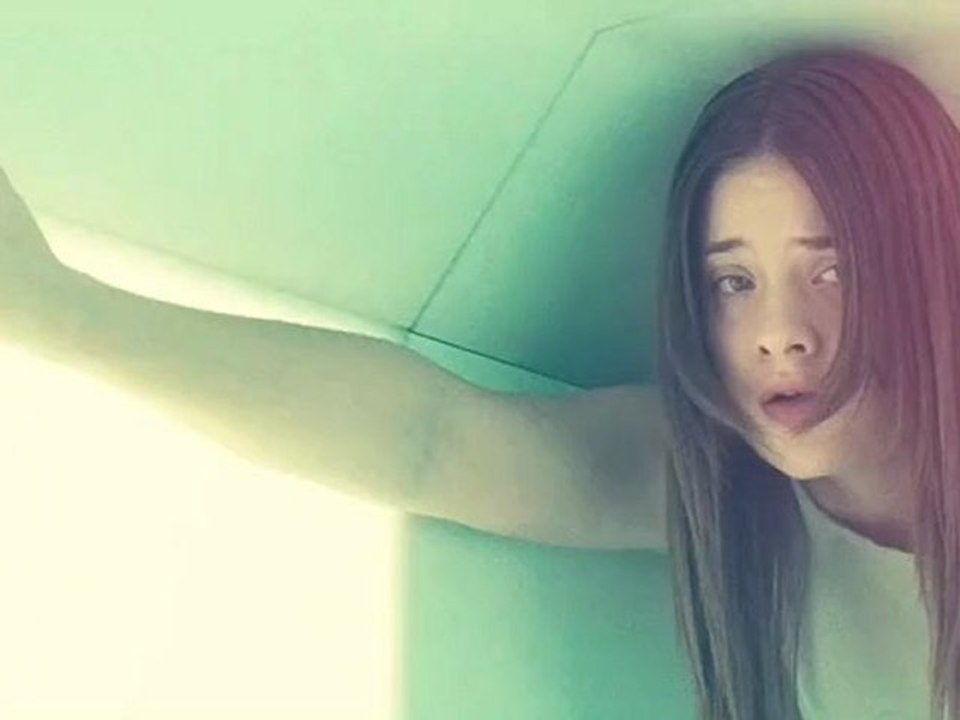 Beyond the Black Rainbow - Trailer