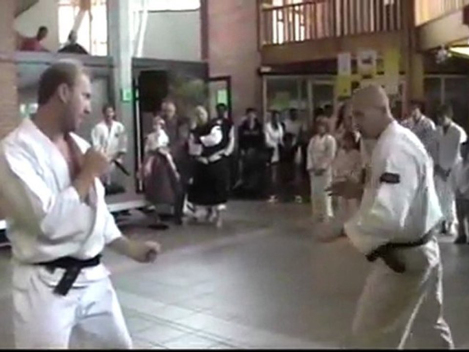 Shorinji Kempo au forum des associations de Jouy le Moutier en 2009