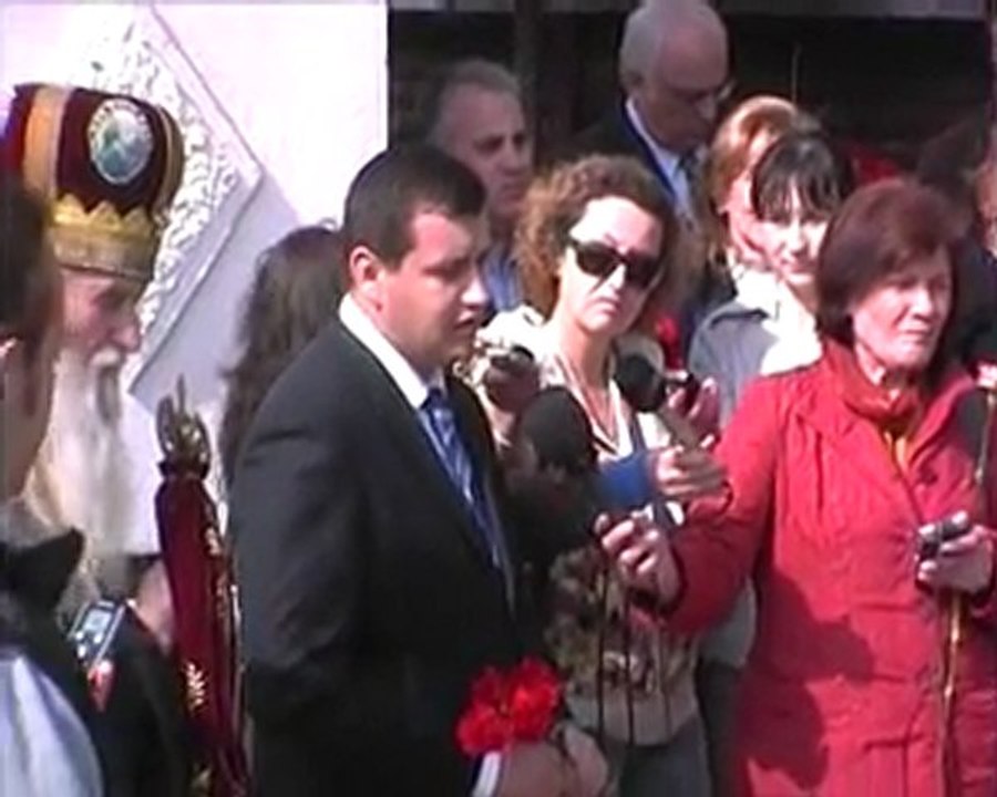 Masacrul de la Fantana Alba. Sfintirea Troitei de la Putna la 70 de ani de la Katyn-ul romanesc