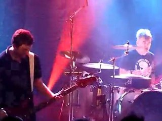 peterhookplaysjoydivision-shadowplay-caen-bbc-11.03.2011