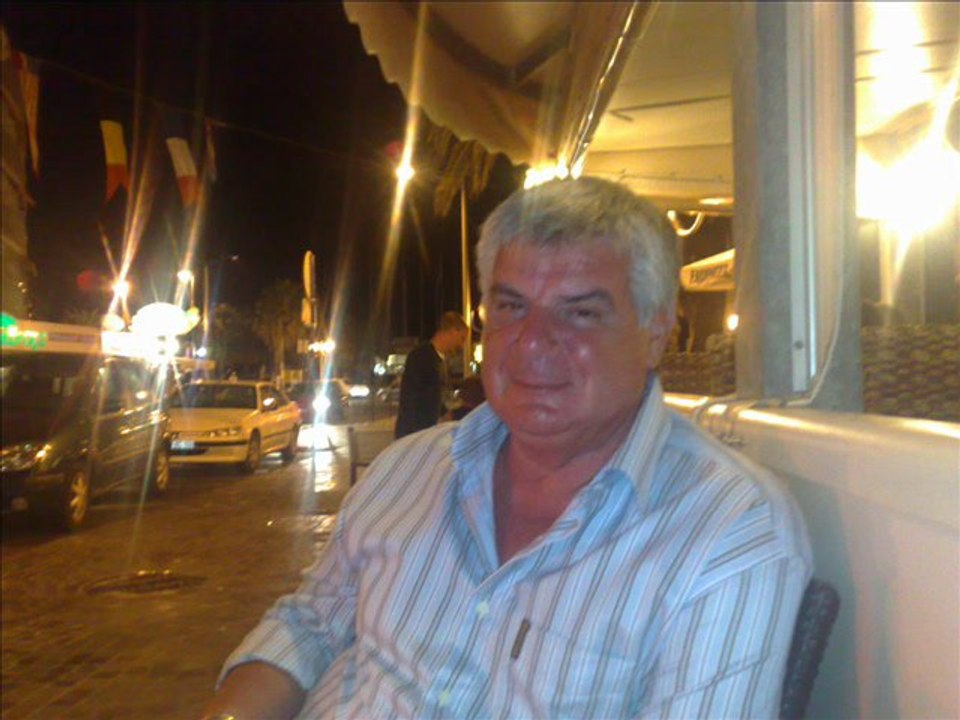 Laëtitia Lewis - " Buch Girl " rap 2011