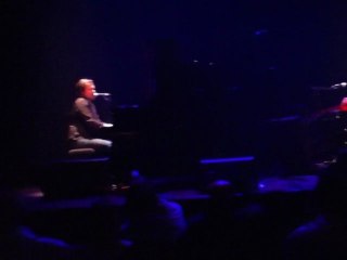 "Where the dreams go to die" [live] - John Grant