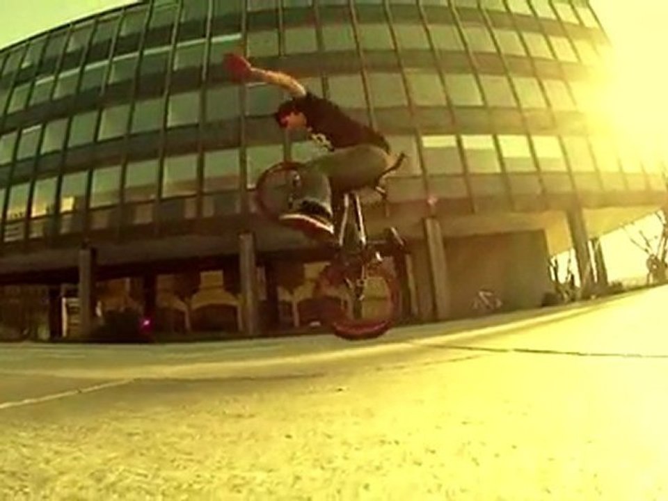 BMX FLATLAND TRICKS - MIKE S SHORT VIDEO