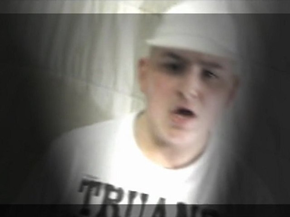 Ony  En Ecoutant La Rue  Clip officiel   Legiteam du terter