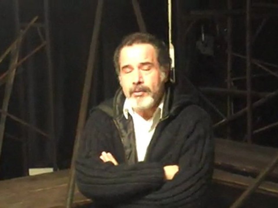 Ο Θόδωρος Κατσαφάδος  μιλά στο cosmo.gr 3