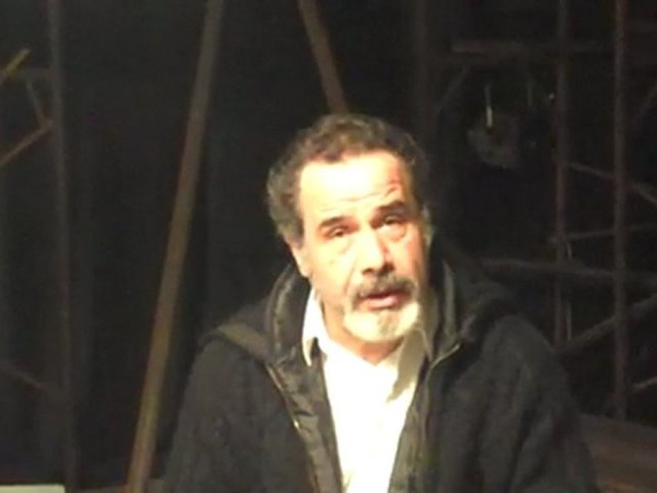 Ο Θόδωρος Κατσαφάδος  μιλά στο cosmo.gr 2