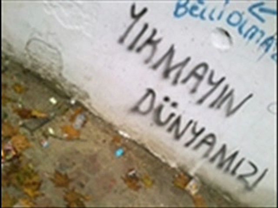 Ümit Besen Kefenin Olsun (Off Tam Damar)