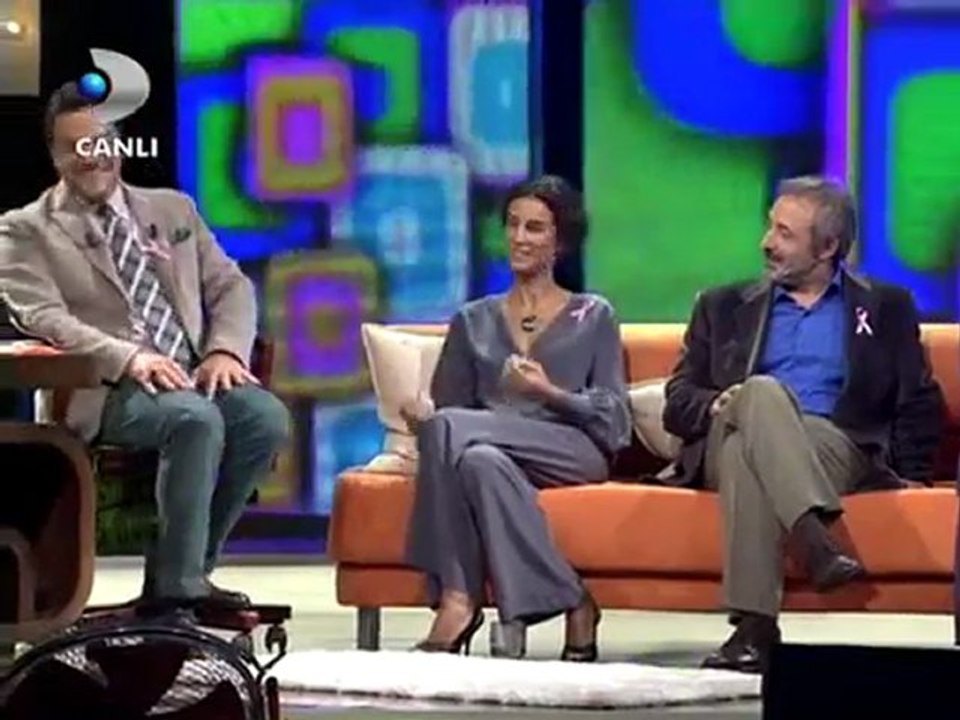 Aslantuğ Çifti Beyaz Show'da-2