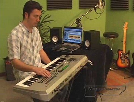 Yamaha MO6 - MO6_MO8 - Synthesizers_Workstations - Pianos & Keyboards