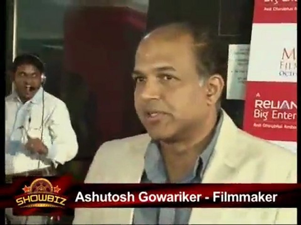 Manoj Kumar And Oliver Stone Honoured At MAMI - Bollywood News