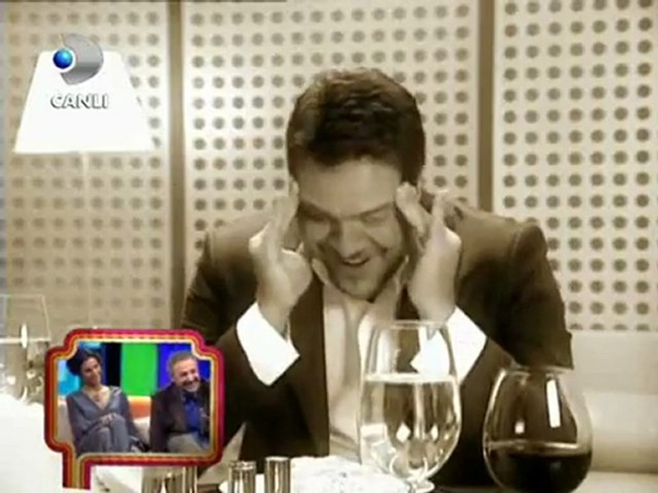 Aslantuğ Çifti Beyaz Show'da-3