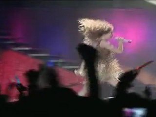 Taylor Swift y "Speak now", una combinación de veinte millones de discos