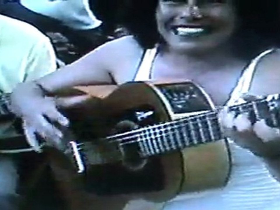 négrita romenodji ai oléééé ané 2001