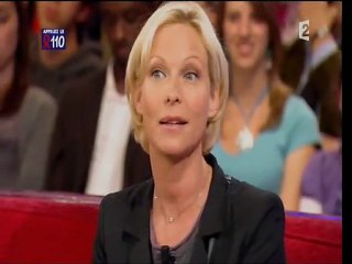 Rebecca Hampton dans Vivement Dimanche Prochain