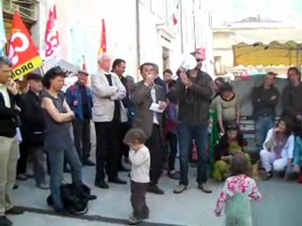 DIE : MANIFESTATION POUR LA DEFENSE DE LA SANTE