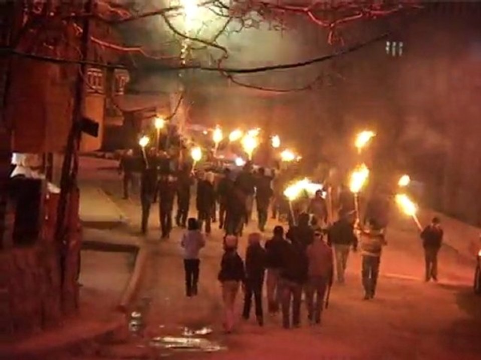 Dağgöl gençliği meşaleli yürüyüş düzenledi