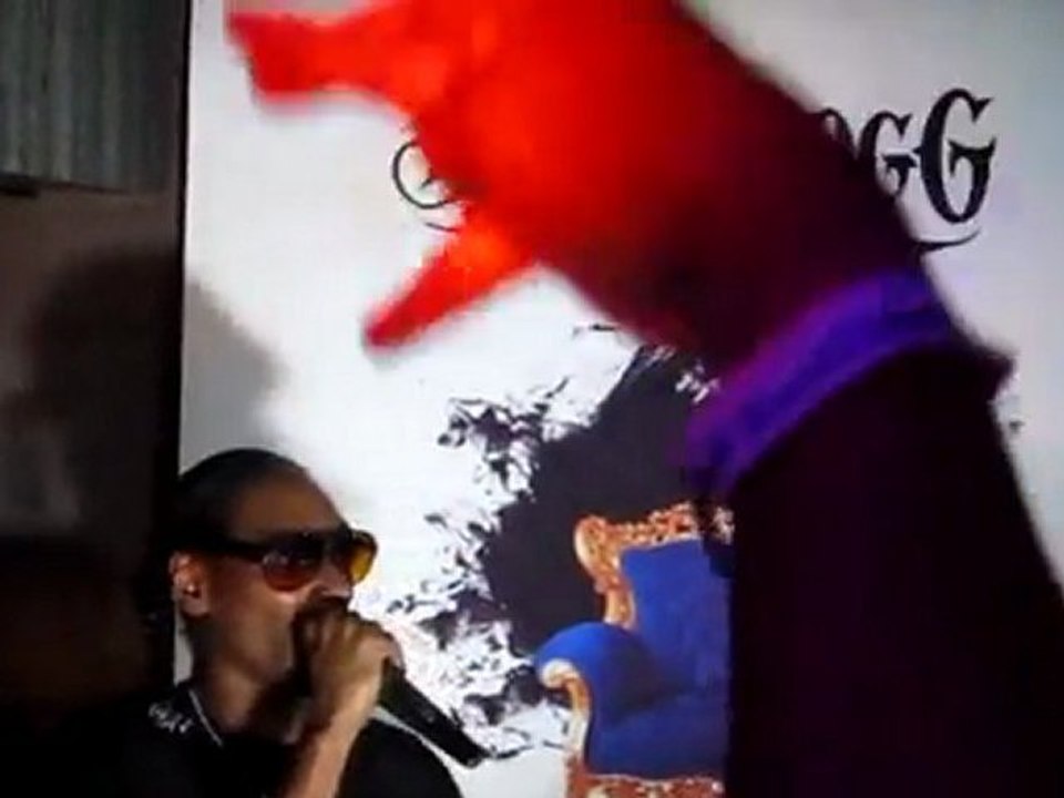 Snoop Dogg "Doggumentary" Release Party Live @ Trousdale, Hollywood, CA, 03-31-2011 Pt.1