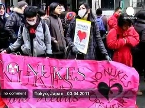 Japan : anti-nuclear protests in Tokyo - no comment