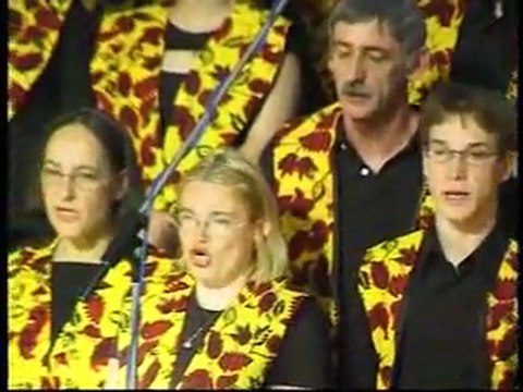 Concert Gospel dans l' église de villeneuve sur yonne en 2004