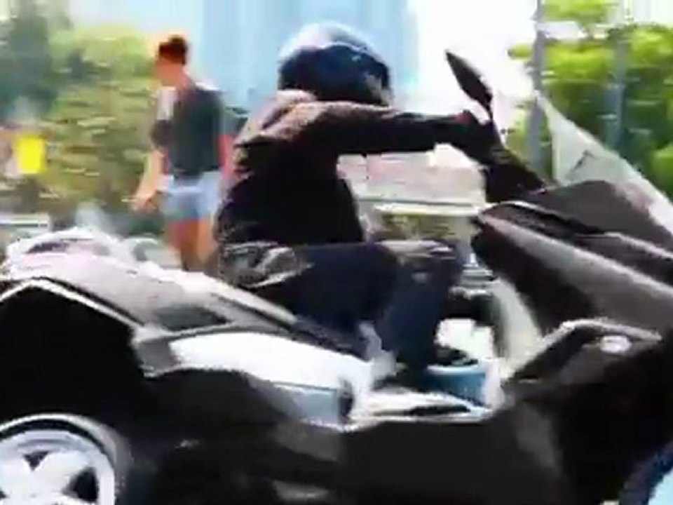 Scooter Prototype Vespa Piaggio Italian Mp4