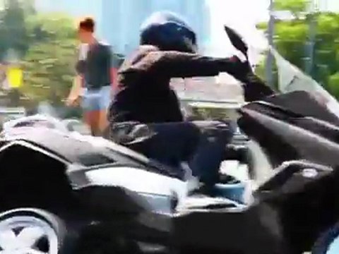 Scooter Prototype Vespa Piaggio Italian Mp4