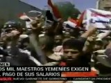 Maestros de Yemen exigen pago de sus salarios