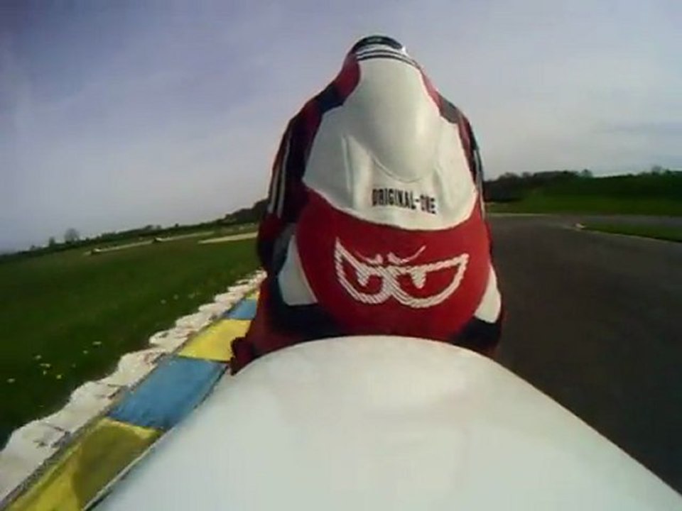 HONDA 600 CBR circuit de bresse 03-avril-11 (1)