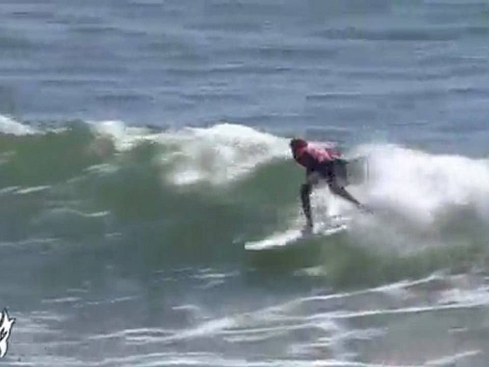 KOLOHE ANDINO AT THE 2011 PIER CLASSIC