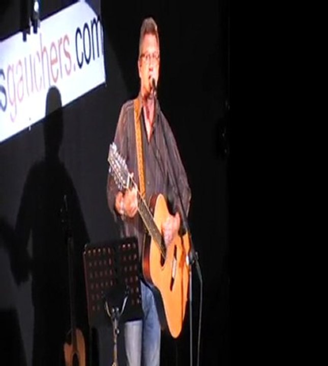 Andy RAPHAËL. Voleuse de baisers