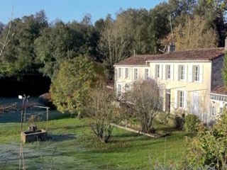 un agence immobilière très spéciale