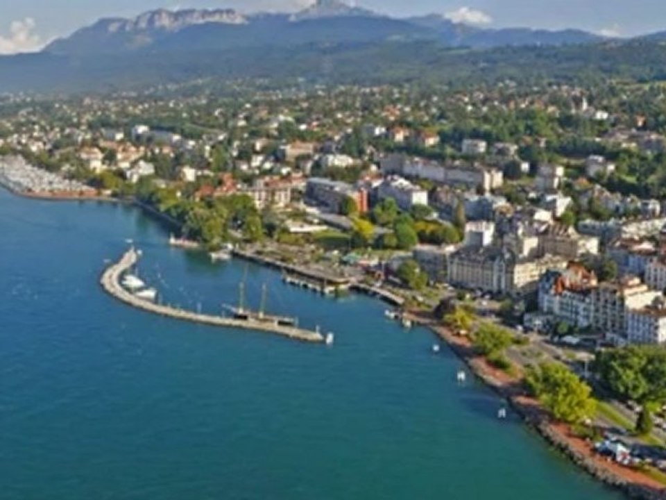 Le député-maire d'Evian de passage à Genève